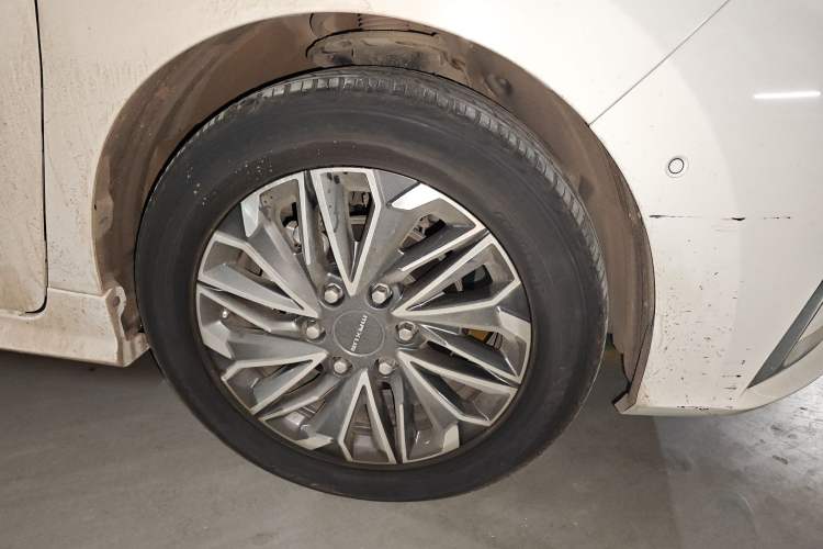 Used SAIC MAXUS G20 2020 2.0T Gasoline Automatic ZhiZun Edition