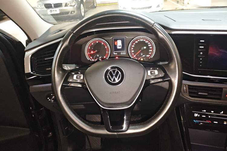 Used Volkswagen Tayron 2020 330TSI Two-Wheel Drive Luxury Smart Connectivity Version Steering Wheel