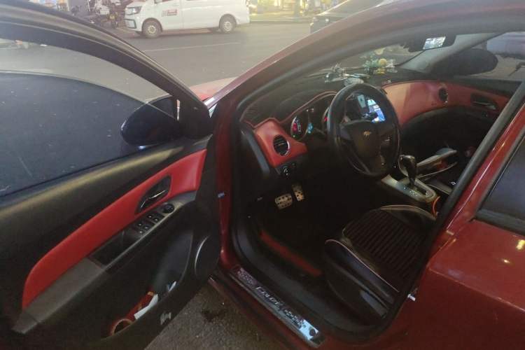 Used Chevrolet Cruze 2013 1.8L SE AT