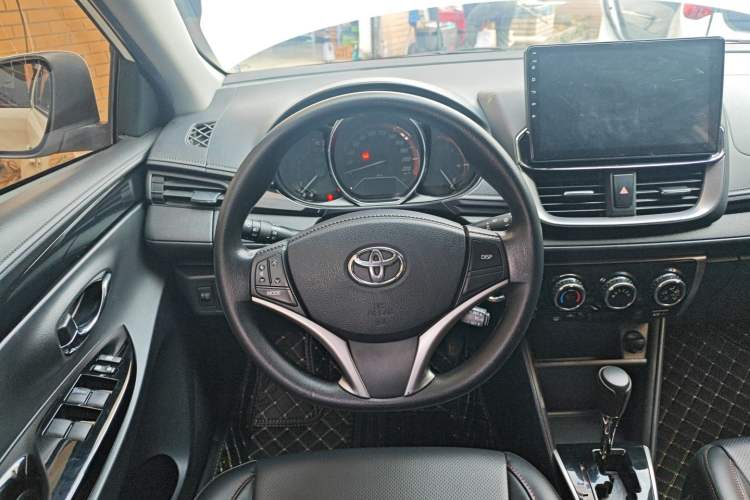 Used Toyota YARiS L Zhi Xuan 2022 X-Trail 1.5L CVT Luxury PLUS Edition