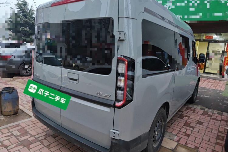 Used Farizon Super VAN 2025 Yucheng Action-Pak, Short-Axle 68kWh ZhiXin, 5-seater
