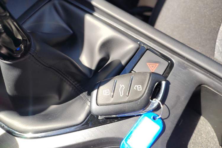 Used Roewe i5 2026 Model 1.5L Manual Comfort Version Vehicle Key