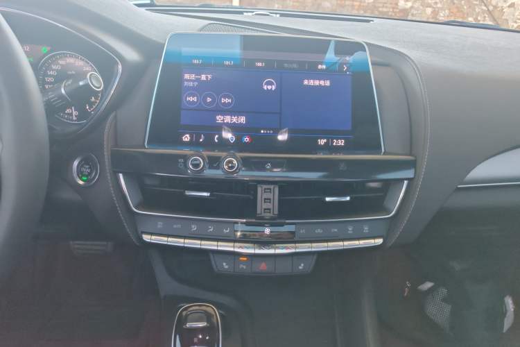 Used Cadillac CT5 2021 28T Luxury Model Audio And AC Panel