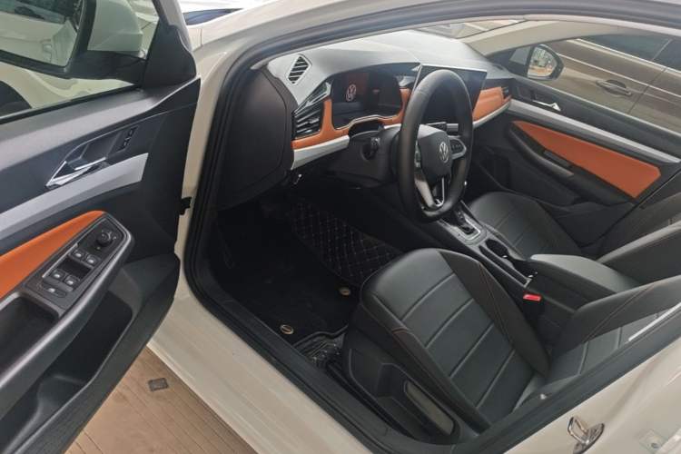 Used Volkswagen Bora 2026 200TSI DSG Yuexing Navigation Edition Driver Seat