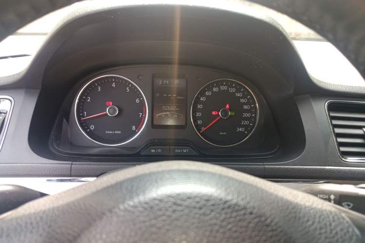 Used Volkswagen Gran Lavida 2014 1.4TSI Automatic Sport Edition
