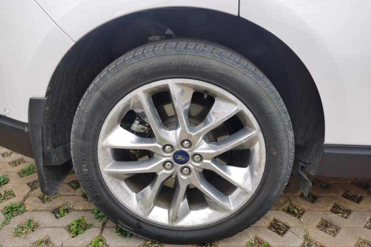 Used Ford Edge 2016 EcoBoost 245 Four-Wheel Drive Titanium 7-Seater