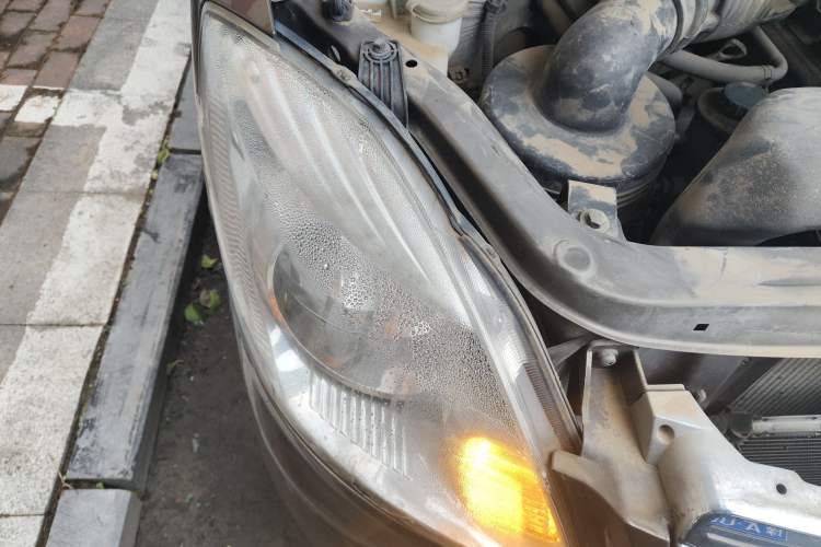 Used Foton MP-X E 2014 2.0L Wealth Express Classic Edition Basic Configuration with 4Gi-VVT