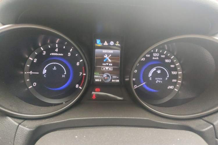 Used CHANGAN CS75 2017 Shangkui Edition 1.5T Manual Enjoyment Model
