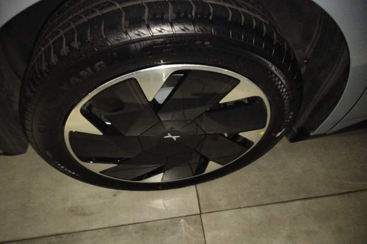 Used XPeng MONA M03 2025 600 with Ultra-Long Range Max Right Rear Wheel Hub