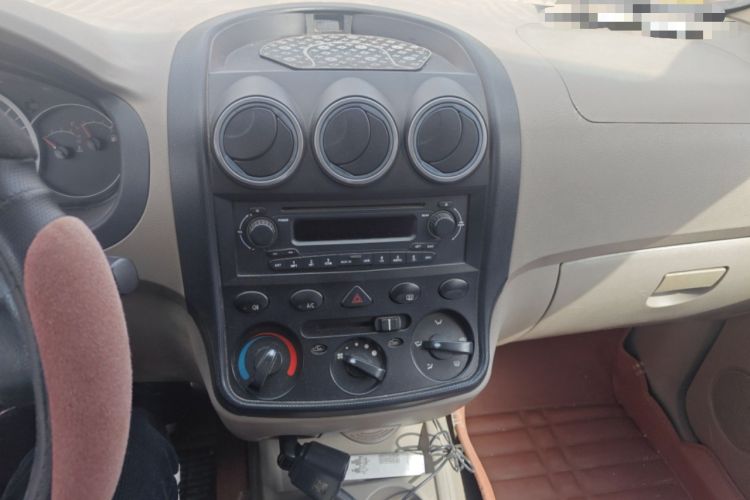 Used Wuling Hongguang 2010 1.2L Comfort Edition China IV Audio And AC Panel