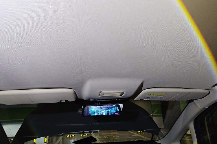 Used Roewe iMAX8 2021 400TGI Flagship Edition Headliner