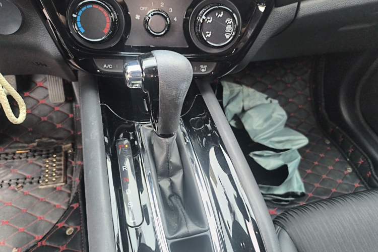 Used Honda Vezel 2020 1.5L CVT Pioneer Edition Gear Lever