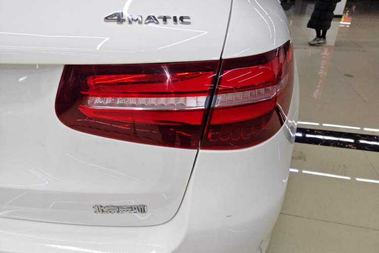 Used Mercedes-Benz GLC 2019 Refreshed GLC 300 L 4MATIC Dynamic Edition
