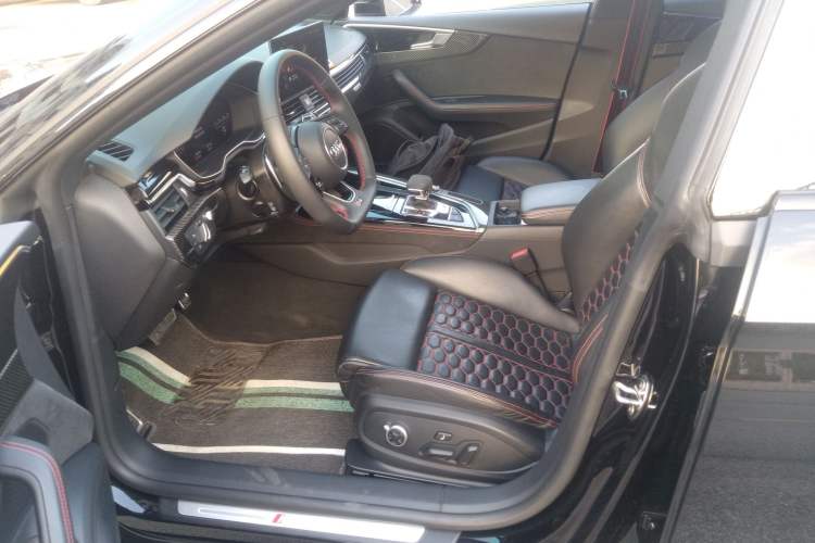 Used Audi RS 5 2021 RS 5 2.9T Sportback Dark Gold Edition