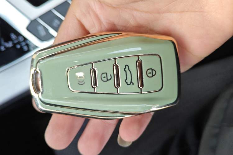 Used Geely Auto Coolray 2023 1.5T DCT Platinum Edition