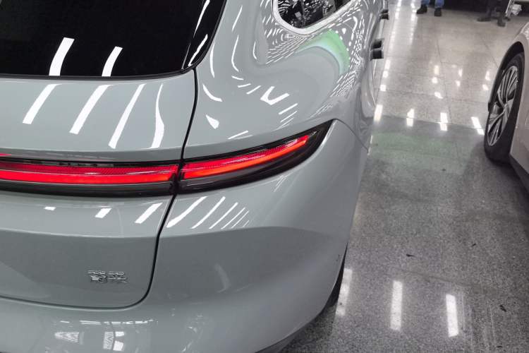 Used Nio ET5T 2024 75kWh Touring Right Rear Taillight