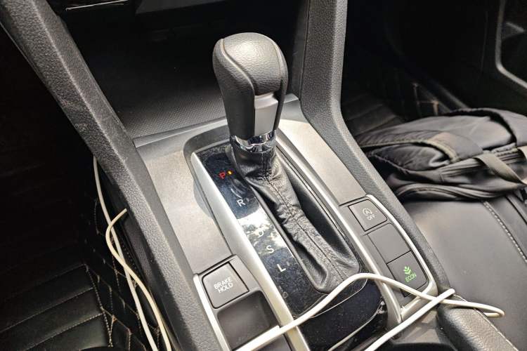 Used Honda Civic 2016 220TURBO CVT Luxury Edition