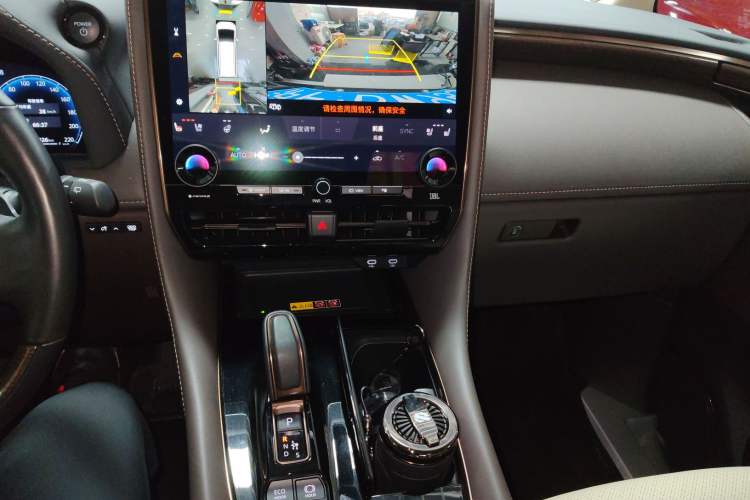 Used Toyota Alphard 2024 Dual-Engine 2.5L Prestige Edition