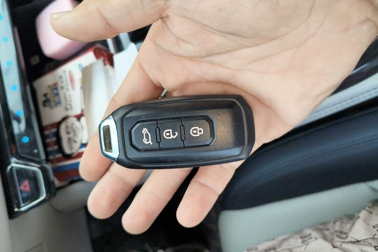 Used Ford Equator Sport 2022 EcoBoost 170 Premier Edition Vehicle Key