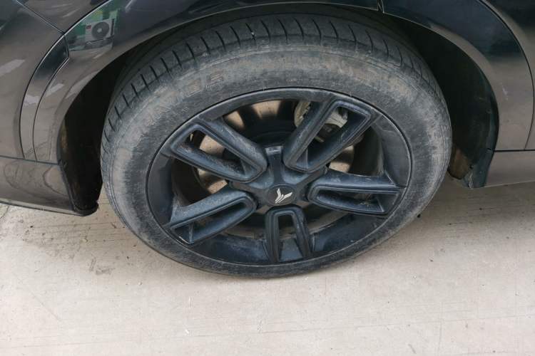 Used VOYAH FREE 2024 Ultra-Long Range Intelligent Driving Version Right Rear Wheel Hub