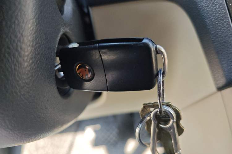 Used Skoda Rapid 2013 1.6L Automatic Smart Selection Model