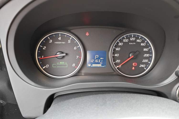 Used Mitsubishi Outlander 2017 2.0L Two-Wheel Drive Glory Edition 5 Seats Instrument Cluster