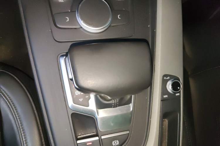 Used Audi A4L 2017 40 TFSI Ambition Edition