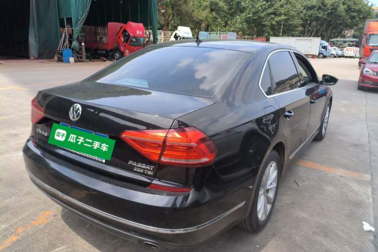 Used Volkswagen Passat 2017 330TSI DSG Luxury Edition Rear Right 45 Deg