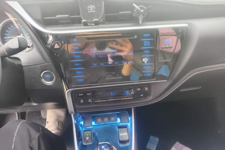 Used Toyota Levin 2017 Revised 1.8 GS CVT Elite Edition China V Standard Audio And AC Panel