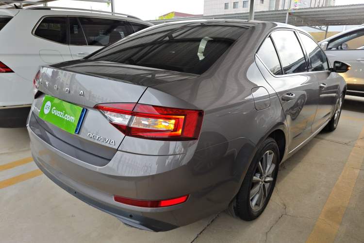 Used Skoda Octavia 2022 1.5L Automatic Comfort Edition Rear Right 45 Deg