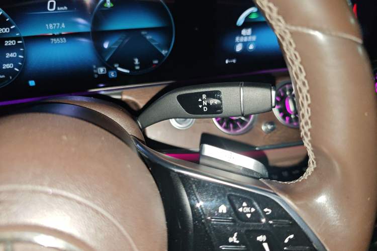 Used Mercedes-Benz E-Class 2021 Facelift E 300 L Stylish Edition Gear Lever