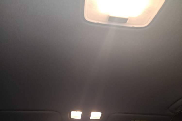 Used Hyundai Celesta 2018 1.6L Automatic GL Enjoyment Edition China VI compliant
