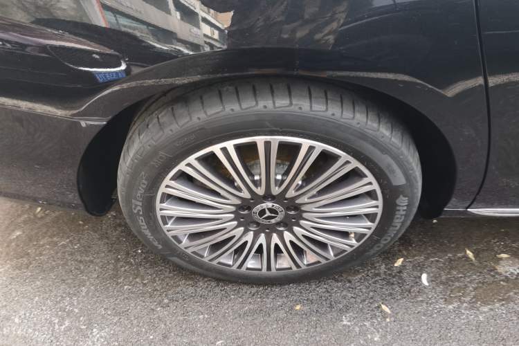 Used Mercedes-Benz E-Class 2022 Second Facelift E 300 L Luxury Edition