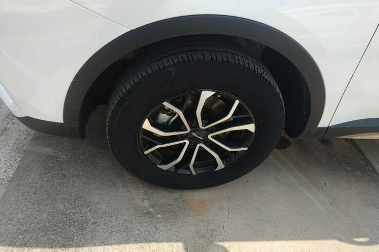 Used Haval H6 2023 National Trend Edition 1.5T Automatic Urban Version Left Front Wheel Hub