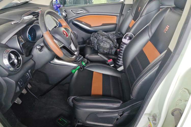 Used BYD Yuan 2016 1.5L Manual Luxury Version
