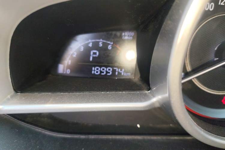 Used Mazda 3 Axela 2016 Sedan 1.5L Automatic Luxury Model