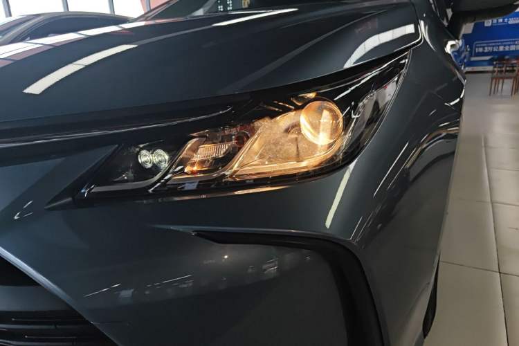 Used Toyota Corolla 2021 Dual-Engine 1.8L E-CVT Pioneer Edition