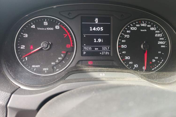 Used Audi A3 2019 Limousine 35 TFSI Ambition China V Odometer Close Up