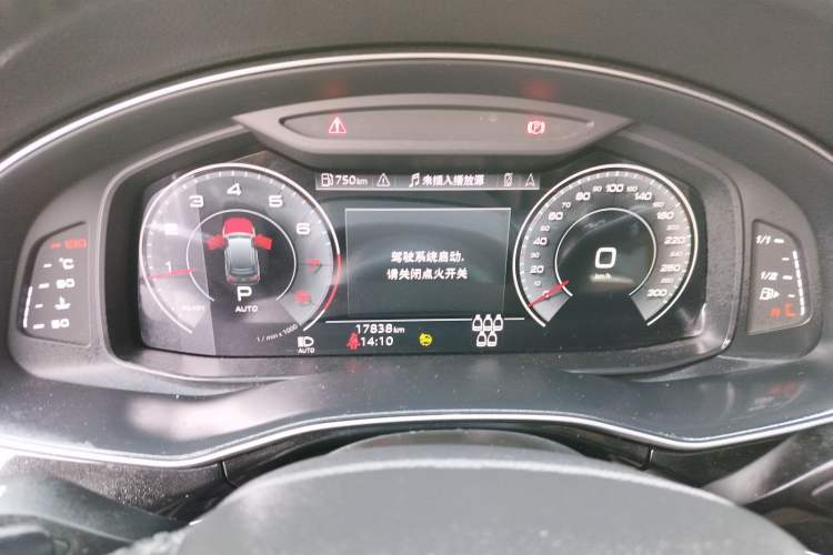 Used Audi Q7 2023 45 TFSI quattro S line Sport model