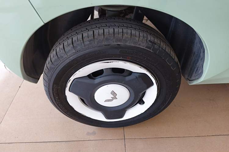 Used Wuling Hongguang MINIEV 2021 Macaron Premium Model – Lithium Iron Phosphate
