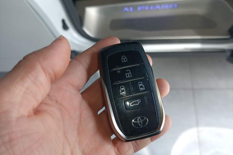 Used Toyota Alphard 2024 Dual-Engine 2.5L Prestige Edition