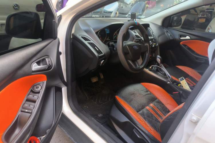 Used Ford Focus 2015 Hatchback 1.6L Automatic Comfort Model