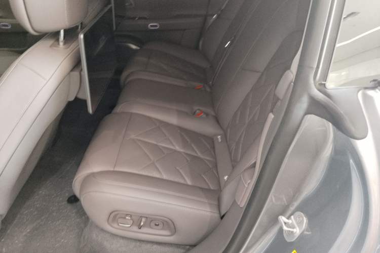 Used Nio ET7 2024 75 kWh Executive Signature Edition
