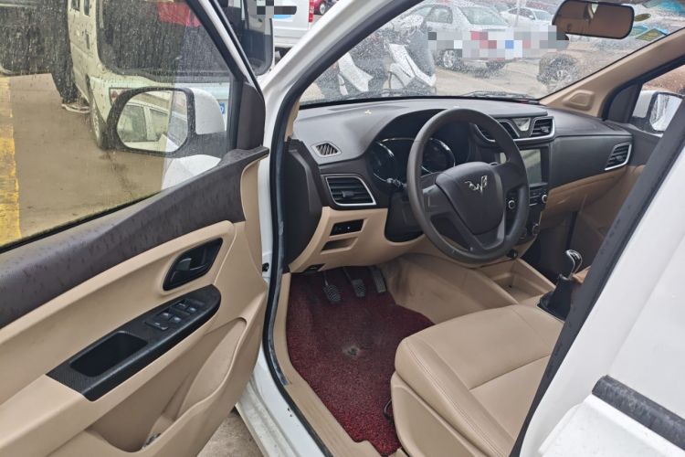 Used Wuling Hongguang 2015 1.5L S1 Standard China V-Emission Standards
