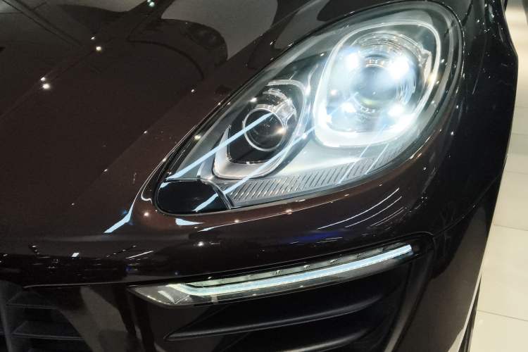 Used Porsche Macan 2017 Macan 2.0T
