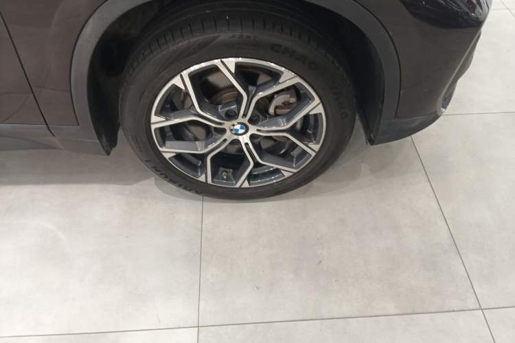 Used BMW X1 2022 sDrive25Li Leading Model Right Front Wheel Hub