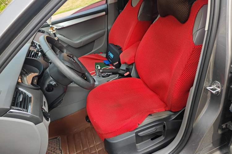 Used Skoda Octavia 2015 1.6L Automatic Yijie Edition
