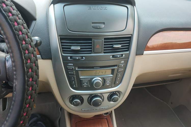 Used Buick Excelle 2011 1.6 LE-AT