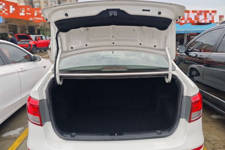 Used Kia K2 2015 Sedan 1.4L MT GLS Trunk