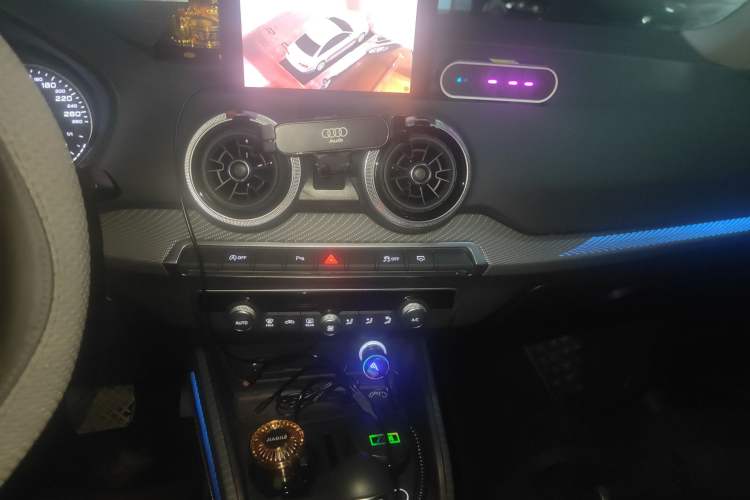 Used Audi Q2L 2022 35 TFSI Fashion Dynamic Model